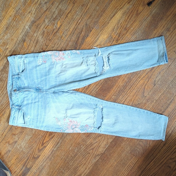 American Eagle Outfitters Denim - American Eagle Jeans